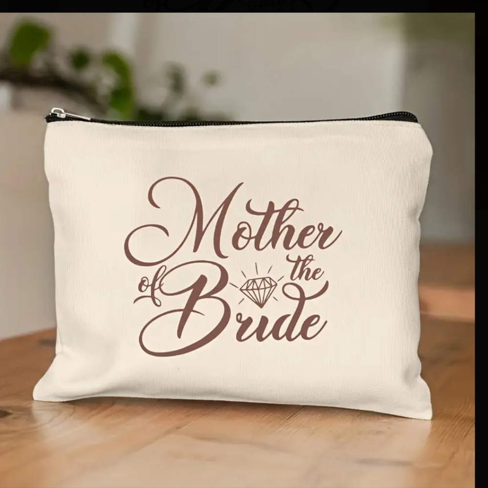 New, Mother of the bride wedding party make-up bags, gift bags beige gold